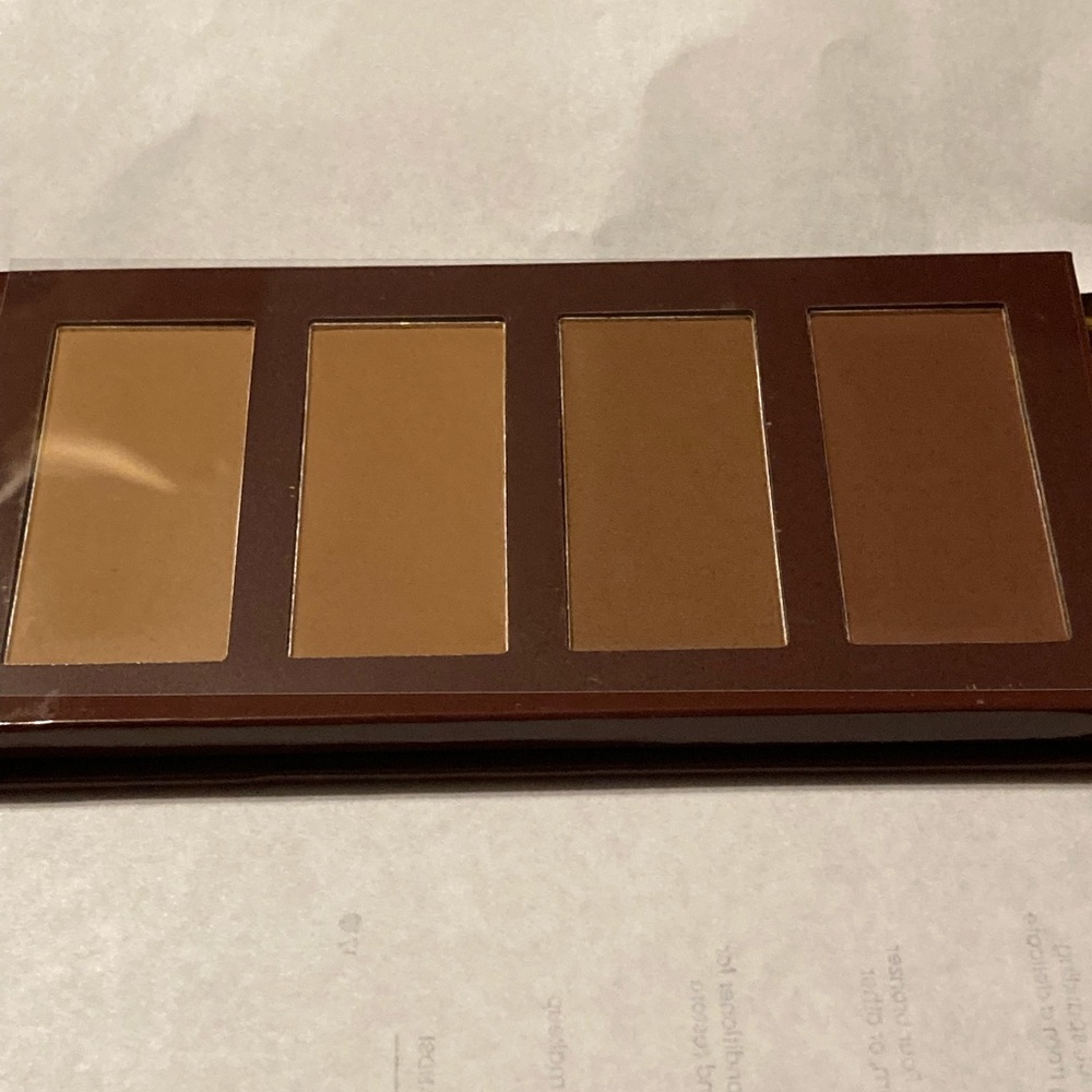 Bronzed in Paradise Palette - Picture 2 of 3